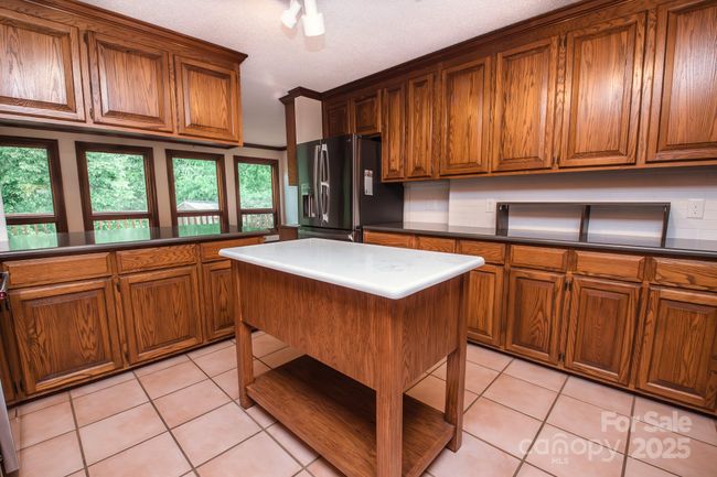 3700 Gainesway Ct Nw, House other with 3 bedrooms, 3 bathrooms and null parking in Concord NC | Image 16
