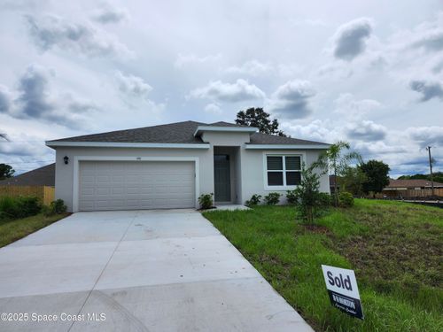 450 Awin Cir Se, PALM BAY, FL, 32909-8567 | Card Image