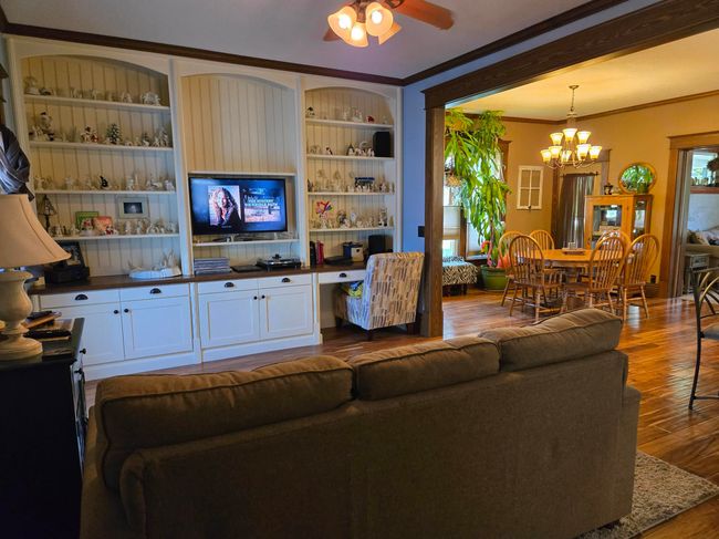 511 2 Nd St W, House other with 3 bedrooms, 2 bathrooms and null parking in Cresco IA | Image 12