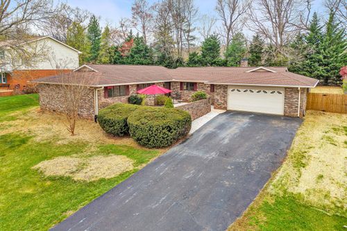 4925 Grape Tree Ln, Roanoke, VA, 24018-4105 | Card Image