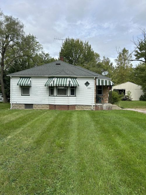 6302 Corunna Rd, Flint, MI, 48532-5310 | Card Image