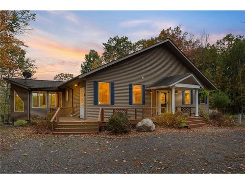 2526 7 1/4 St, CUMBERLAND, WI, 54829-9042 | Card Image