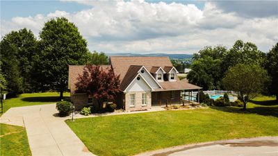 1006 Marjorie Ann Drive, House other with 4 bedrooms, 4 bathrooms and 2 parking in Derry Twp PA | Image 2