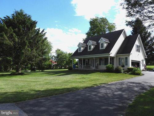 744 Wise Ave, RED LION, PA, 17356-2500 | Card Image