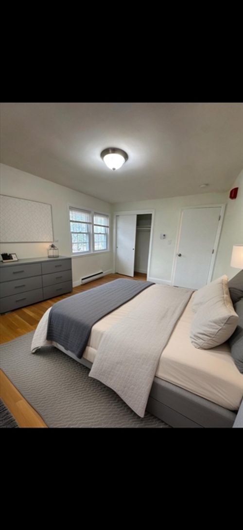 11-15 Park Ave, Foxboro, MA, 02035-3056 | Card Image