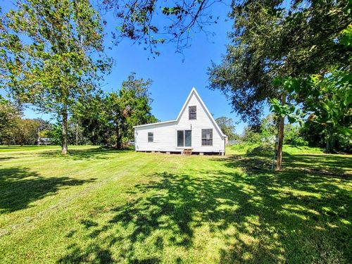 4520 County Road 929c, Brazoria, TX, 77422-7203 | Card Image
