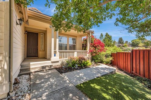 2578 Ridge Crest Ct., Castro Valley, CA, 94546 | Card Image