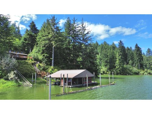 3226 S Tenmile Lk, Lakeside, OR, 97449-8638 | Card Image