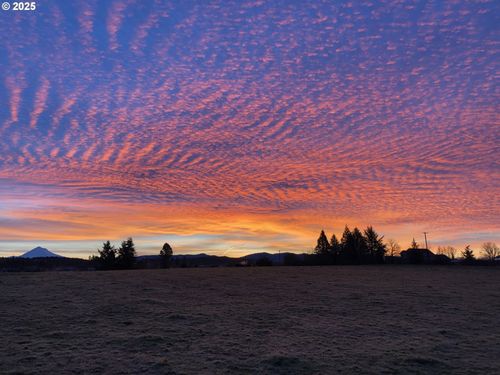 32370 Se Judd Rd, Eagle Creek, OR, 97022-9762 | Card Image