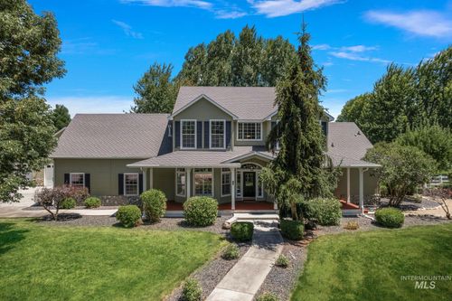 692 N Sierra View Way, Eagle, ID, 83616-4663 | Card Image