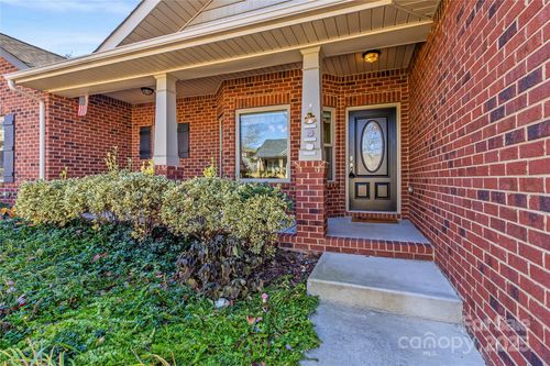 7208 Ogden Pl, Denver, NC, 28037-8748 | Card Image