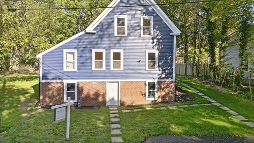 11 Willow Ave, East Bridgewater, MA, 02333-1446 | Card Image