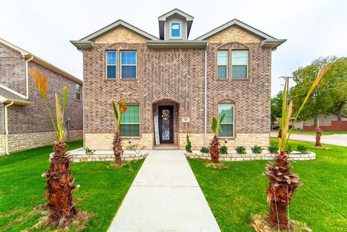 1501 Lakeview Dr, Grand Prairie, TX, 75051-5545 | Card Image