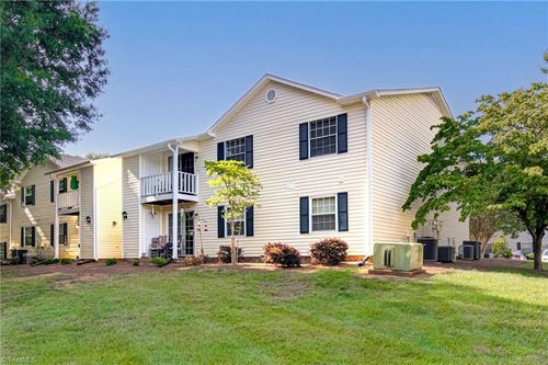 5643 Hornaday Road, Greensboro, NC, 27409 | Card Image