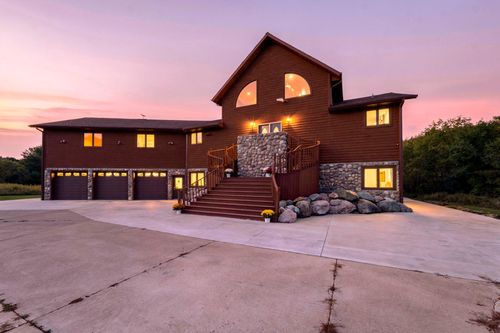 897 207th Street, Dresser, WI, 54009 | Card Image
