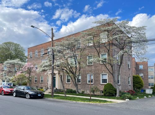 apt-3-20 Haddon St, Bridgeport, CT, 06605-4014 | Card Image
