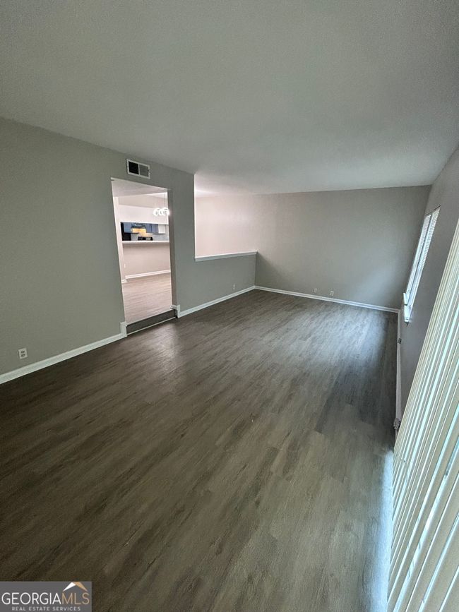 2033 Oak Park Ln, Condo with 3 bedrooms, 3 bathrooms and null parking in Decatur GA | Image 6