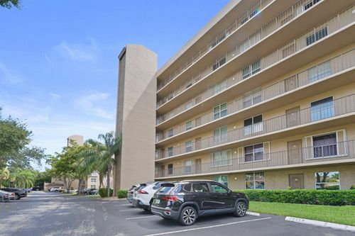 apt-301-4550 Nw 18th Ave, Deerfield Beach, FL, 33064-1066 | Card Image