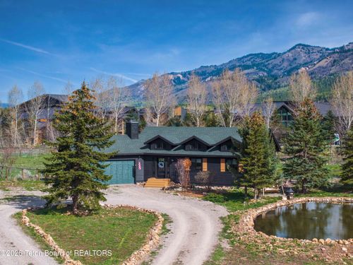 60 Buckrail Ln, Alpine, WY, 83128 | Card Image
