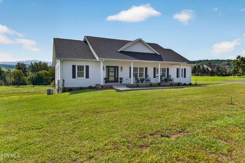 182 St Johns Way Rd, Chilhowie, VA, 24319-1170 | Card Image