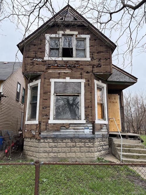 2546 W Forest Ave, Detroit, MI, 48208-2116 | Card Image