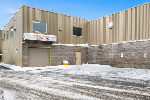 1392 Cyrville Rd, Gloucester, ON, K1B3L9 | Card Image