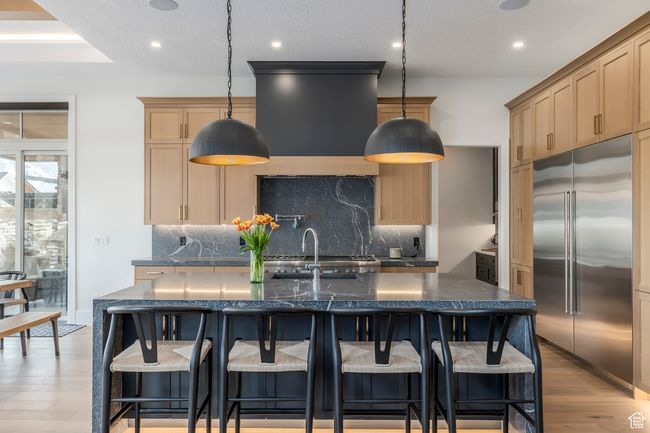 348 E Twin Hollow Cir, House other with 4 bedrooms, 6 bathrooms and 6 parking in Mapleton UT | Image 4