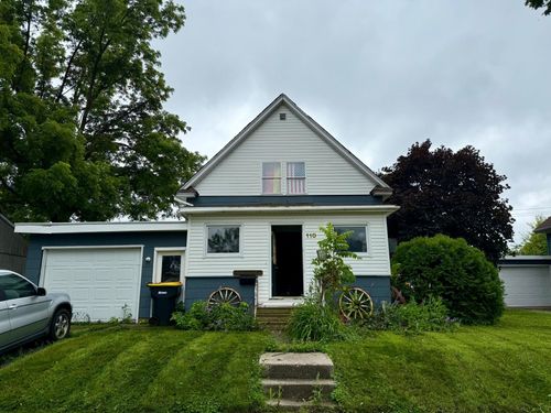 110 E Flynn St, Redwood Falls, MN, 56283-2144 | Card Image