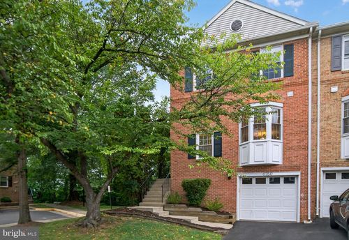 6750 Cardinal Woods Ct, LORTON, VA, 22079-1355 | Card Image