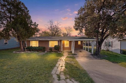 11936 Hoblitzelle Dr, Dallas, TX, 75243-3636 | Card Image