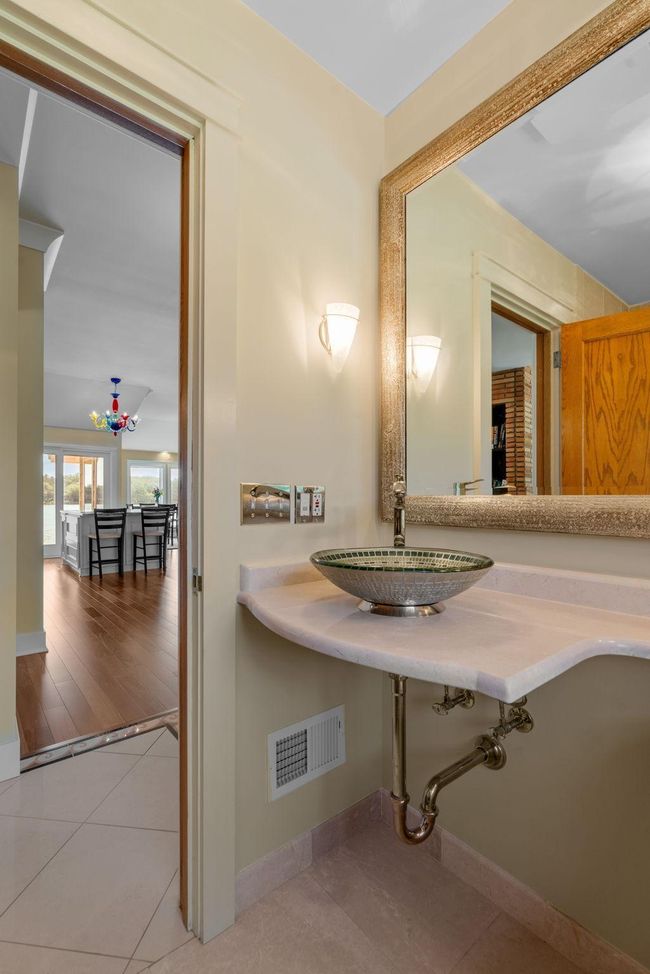 4 W Shore Rd, House other with 3 bedrooms, 4 bathrooms and null parking in NORTH OAKS MN | Image 33