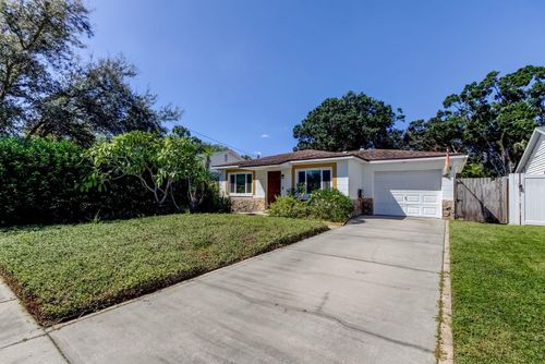 212 Washington Ave, Oldsmar, FL, 34677-3743 | Card Image