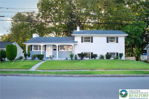 232 Virginia Ave, Whitehall, PA, 18052-7123 | Card Image
