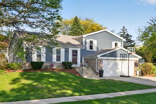 701 Buffalo Cir, Carol Stream, IL, 60188-9105 | Card Image