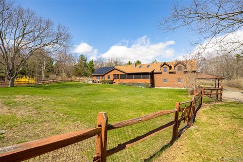 119 Becker Hill Rd, Red Hook, NY, 12571-4146 | Card Image