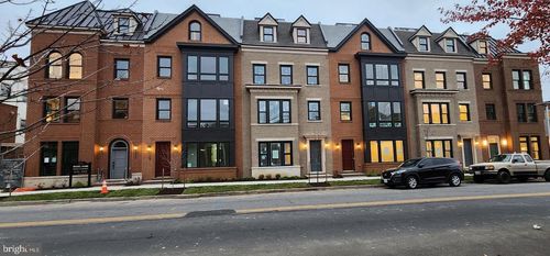 109 N West St, ALEXANDRIA, VA, 22314-2709 | Card Image