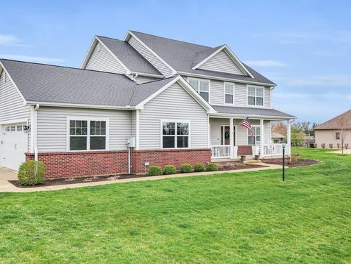 5 Fieldcrest Dr, Monticello, IL, 61856-8320 | Card Image