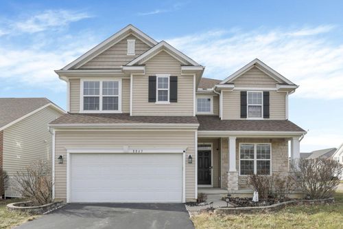 8863 Olenbrook Dr, Lewis Center, OH, 43035-9715 | Card Image