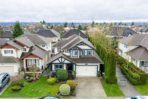 19662 73a Ave, Langley, BC, V2Y3C4 | Card Image
