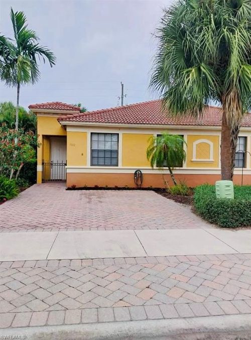 7512 Bristol Cir, NAPLES, FL, 34120-0691 | Card Image