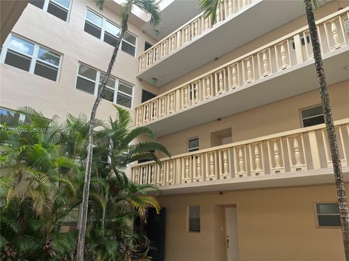 408-410 Se 2nd St, Hallandale Beach, FL, 33009-5661 | Card Image