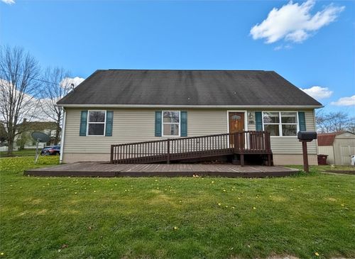 402 W Poplar St, Grove City, PA, 16127-1238 | Card Image