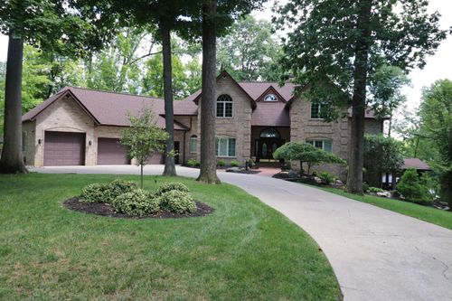 231 Lakeshore Drive, Batesville, IN, 47006 | Card Image