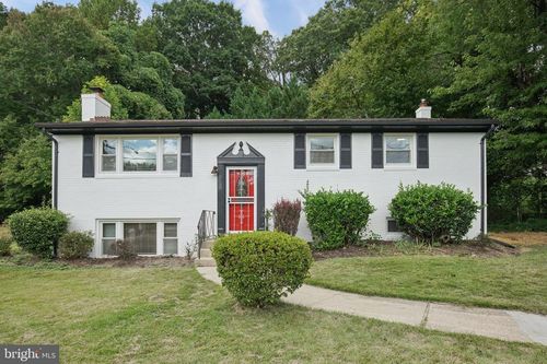 6720 Briarcliff Dr, CLINTON, MD, 20735-4001 | Card Image