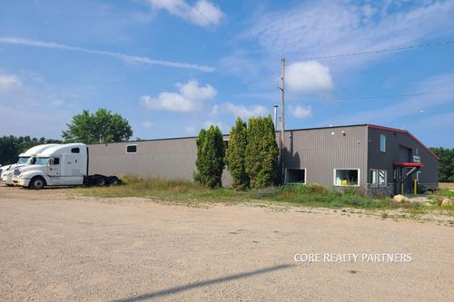 3320 Grant Hwy, Manistee, MI, 49660-9477 | Card Image