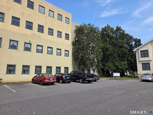 426-46 S Cherry St, Wallingford, CT, 06492-3582 | Card Image