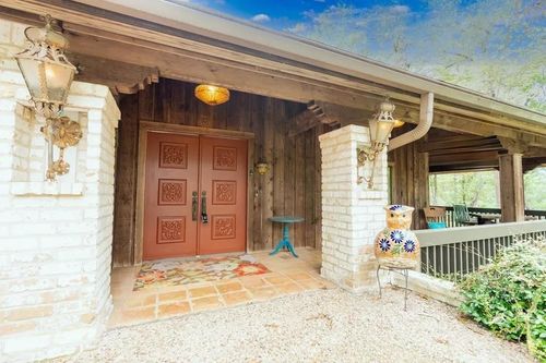 2223 N Link St, Palestine, TX, 75803-8589 | Card Image
