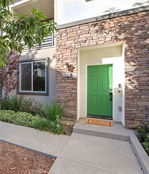 3504 Sequoia St, Lemon Grove, CA, 91945-2035 | Card Image