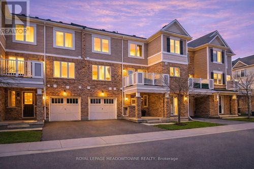 12-1025 Nadalin Hts, Milton, ON, L9T8R3 | Card Image