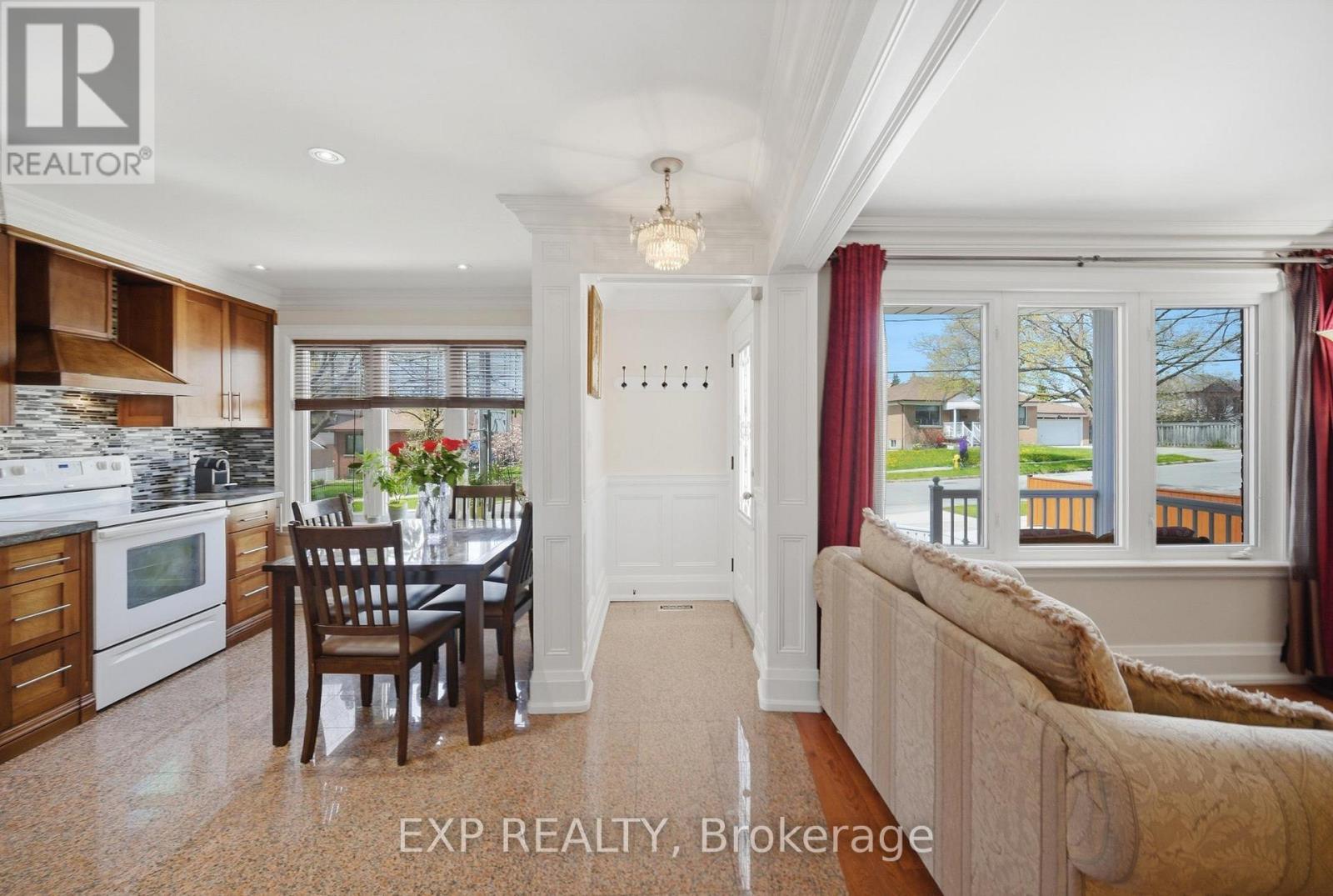 Residential in Toronto (Brookhaven-Amesbury) 3